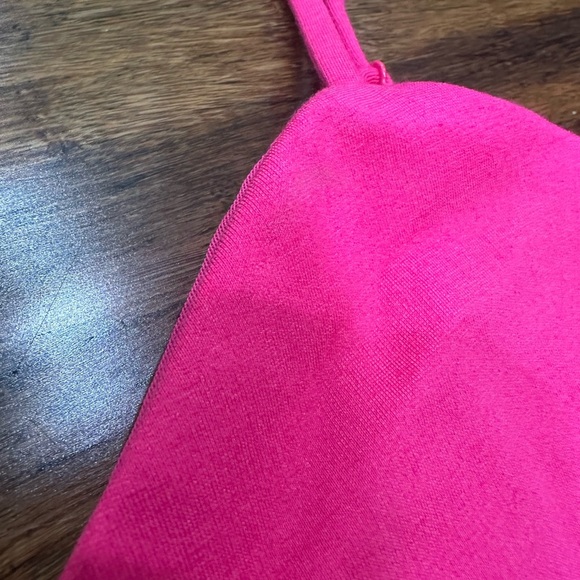 h:ours Lambert Mini Bodycon Dress in Hot Pink size XS - Picture 5 of 9